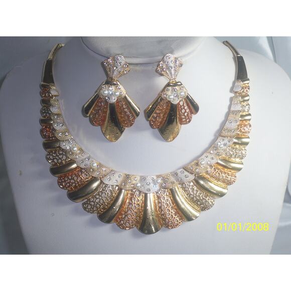 Tri color gold silver 4pc necklace set, wedding MOB bridal prom party necklace - Picture 2 of 9